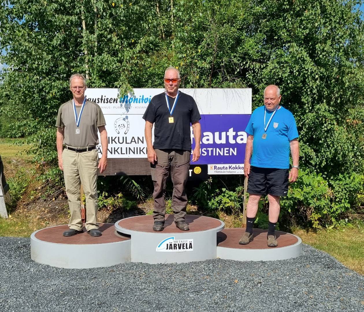 vas. Laahanen, Ruha, Saarikko